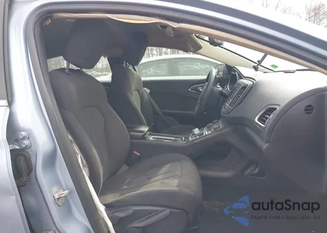 2015 Chrysler 200 Limited из США, поврежденный, VIN 1C3CCCAB2FN618300